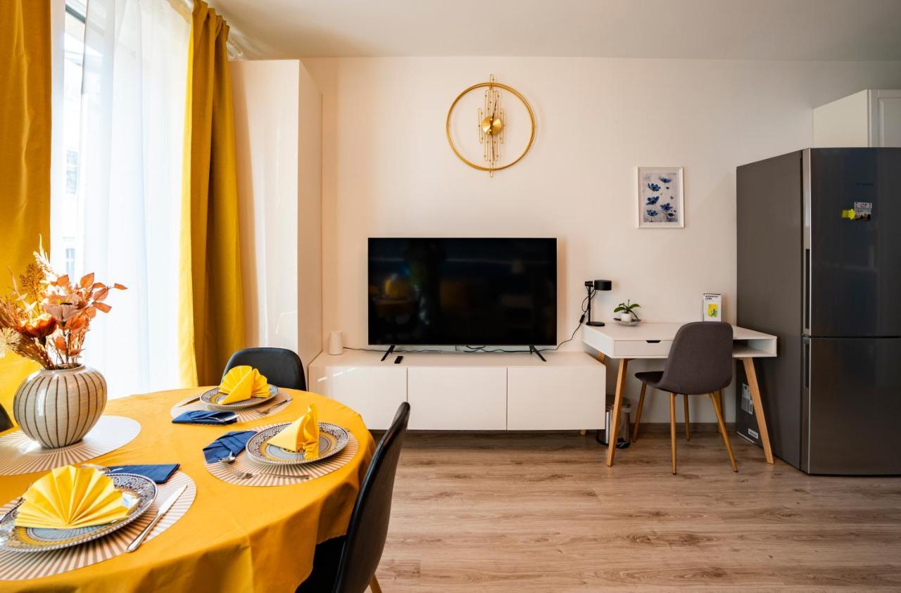 Dn Blue Apartment بودابست المظهر الخارجي الصورة